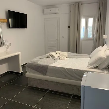Mykonos Petra Suites&rooms فندق